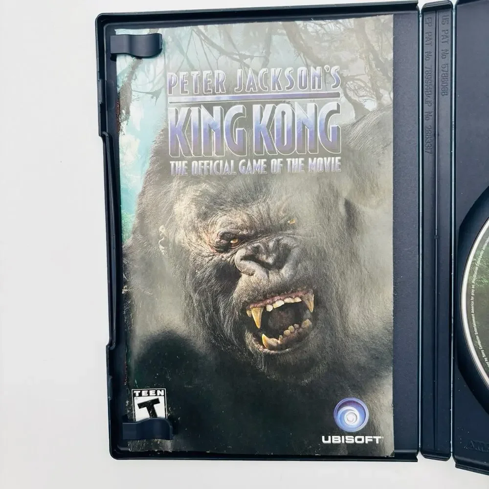Peter Jackson's King Kong (Sony PlayStation 2 PS2) Complete W/ Manual + Ticket